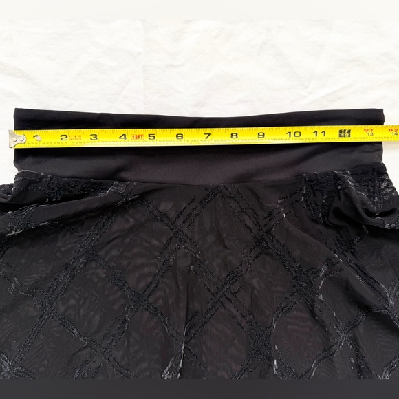 Mirella Black Elastic Mesh + Velvet Detail Ballet Skirt | Size Medium - Picture 7 of 13